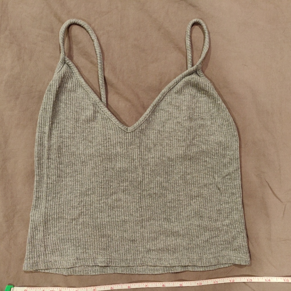 Brandy Melville ribbed crop top